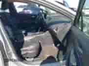 2017 Chevrolet Cruze Premier z VIN 3G1BF6SM0HS589882, wystawiony jako IAAI lot #43099837 z przebiegiem 97 850 mil mil oraz . Historia ofert i sprzedaży dostępna na DreamBid. Obrazek 5.