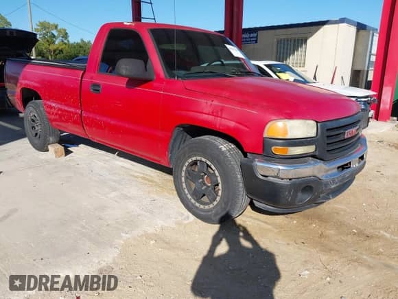 2005 GMC Sierra 1500 Work Truck with VIN 1GTEC14X15Z249887, listed as a IAAI auction lot 43531106 with 257,415 mi miles and . Bid and sale history available at DreamBid. Image 1.