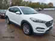 2016 Hyundai Tucson Sport z VIN KM8J3CA23GU045283, wystawiony jako IAAI lot #43549882 z przebiegiem 148 017 mil mil oraz . Historia ofert i sprzedaży dostępna na DreamBid. Obrazek 1.