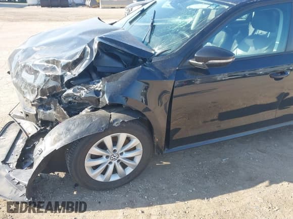 ✅ 2012 Volkswagen Passat S • VIN: 1VWAP7A39CC023813 • Lot: 42007470. Wystawiony na IAAI z przebiegiem 165 737 mil. Bezpłatny archiwum sprzedaży aukcyjnych z USA i szczegółowy raport historii pojazdu na DreamBid. Zdjęcie 13.