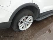 ✅ 2017 Ford Explorer • VIN: 1FM5K7B89HGB23158 • Лот: 43360539. Опубликован ранее на IAAI с пробегом 212 662 миль. Бесплатный доступ к архиву аукционных продаж из США и подробный отчёт об истории автомобиля на DreamBid. Изображение 17.