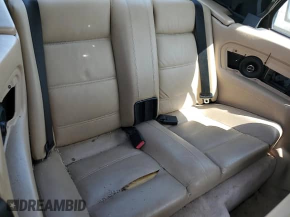 1992 BMW 3 Series z VIN WBABB2310NEC28108, wystawiony jako Copart lot #52196435 z przebiegiem 45 172 mil mil oraz Szkoda całkowita • Salvage title. Historia ofert i sprzedaży dostępna na DreamBid. Obrazek 10.