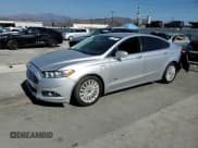 ✅ 2015 Ford Fusion SE Luxury • VIN: 3FA6P0PU0FR128736 • Лот: 84243075. Опубликован ранее на Copart с пробегом 142 682 миль. Бесплатный доступ к архиву аукционных продаж из США и подробный отчёт об истории автомобиля на DreamBid. Изображение 13.