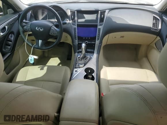 ✅ 2017 Infiniti Q50 Premium • VIN: JN1EV7AP5HM732417 • Lot: 70478165. Wystawiony na Copart z przebiegiem 68 537 mil. Bezpłatny archiwum sprzedaży aukcyjnych z USA i szczegółowy raport historii pojazdu na DreamBid. Zdjęcie 8.