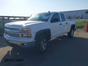 ✅ 2014 Chevrolet Silverado 1500 LT • VIN: 1GCVKREH9EZ157208 • Lot: 43366315. Wystawiony na IAAI z przebiegiem 154 433 mil. Bezpłatny archiwum sprzedaży aukcyjnych z USA i szczegółowy raport historii pojazdu na DreamBid. Zdjęcie 17.