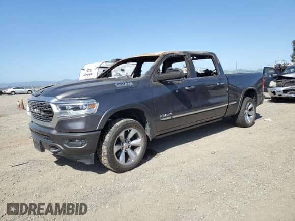 2019 Ram 1500 Limited z VIN 1C6SRFPT2KN829974, wystawiony jako Copart lot #53185135 z przebiegiem Nie podano mil oraz Nie do naprawy • Non repairable. Historia ofert i sprzedaży dostępna na DreamBid. Obrazek 1.