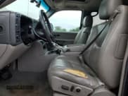 ✅ 2005 Chevrolet Avalanche Z71 • VIN: 3GNEK12Z95G104904 • Lot: 64425165. Listed on Copart with 150,941 mi. Free auction sales archive from the USA and detailed vehicle history report at DreamBid. Image 7.