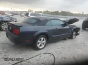 ✅ 2008 Ford Mustang Deluxe • VIN: 1ZVHT84N585150759 • Lot: 81234175. Wystawiony na Copart z przebiegiem Nie podano. Bezpłatny archiwum sprzedaży aukcyjnych z USA i szczegółowy raport historii pojazdu na DreamBid. Zdjęcie 3.