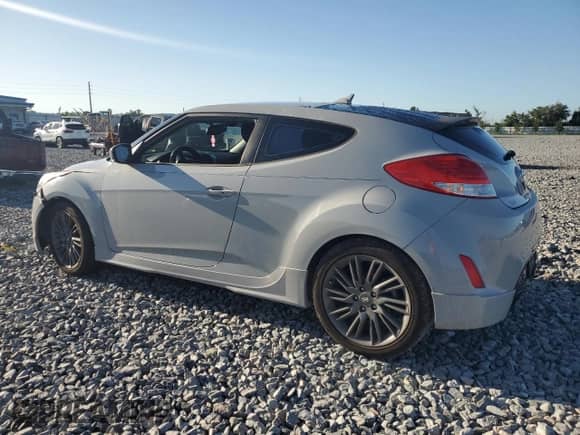 ✅ 2013 Hyundai Veloster RE:MIX • VIN: KMHTC6AD4DU127949 • Лот: 56993075. Размещён на Copart с пробегом 95 772 миль миль. Получите бесплатный доступ к архиву аукционных продаж из США и посмотрите подробный отчёт об истории автомобиля на DreamBid. Изображение 2.