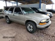 ✅ 2004 Chevrolet Blazer LS • VIN: 1GNDT13X34K104023 • Lot: 48986675. Wystawiony na Copart z przebiegiem 362 614 mil. Bezpłatny archiwum sprzedaży aukcyjnych z USA i szczegółowy raport historii pojazdu na DreamBid. Zdjęcie 4.