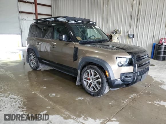 ✅ 2023 Land Rover Defender X • VIN: SALEX7EU8P2140939 • Lot: 55811195. Listed on Copart with 33,446 mi. Free auction sales archive from the USA and detailed vehicle history report at DreamBid. Image 4.