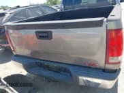 ✅ 2009 GMC Sierra 1500 SL • VIN: 2GTEC19C091128840 • Лот: 42819854. Опубликован ранее на IAAI с пробегом 290 467 миль. Бесплатный доступ к архиву аукционных продаж из США и подробный отчёт об истории автомобиля на DreamBid. Изображение 16.