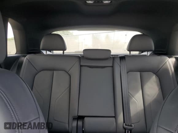 ✅ 2022 Audi Q3 S line Premium • VIN: WA1DECF36N1084908 • Лот: 80653835. Опубликован ранее на Copart с пробегом 24 775 миль. Бесплатный доступ к архиву аукционных продаж из США и подробный отчёт об истории автомобиля на DreamBid. Изображение 10.