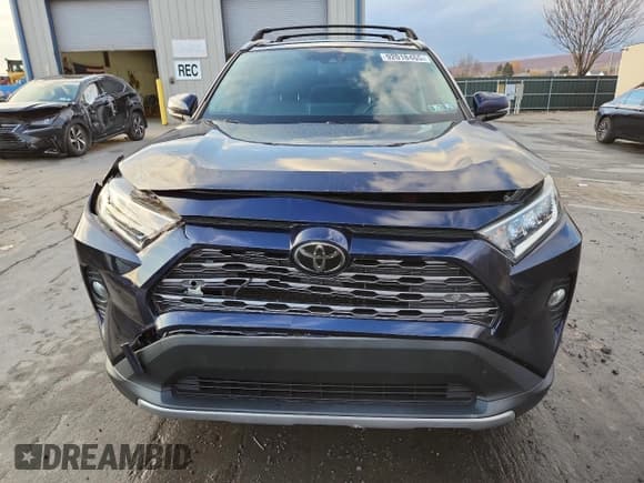 ✅ 2019 Toyota RAV4 Limited • VIN: JTMN1RFV9KD032631 • Лот: 92018465. Опубликован ранее на Copart с пробегом 70 440 миль. Бесплатный доступ к архиву аукционных продаж из США и подробный отчёт об истории автомобиля на DreamBid. Изображение 5.