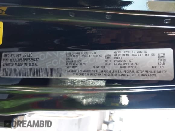 ✅ 2023 Jeep Wrangler Sahara • VIN: 1C4JJXP63PW529437 • Lot: 43494035. Wystawiony na IAAI z przebiegiem 14 297 mil. Bezpłatny archiwum sprzedaży aukcyjnych z USA i szczegółowy raport historii pojazdu na DreamBid. Zdjęcie 9.