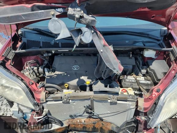 ✅ 2012 Toyota Sienna XLE AAS • VIN: 5TDYK3DC9CS242080 • Lot: 58374845. Listed on Copart with 152,411 mi. Free auction sales archive from the USA and detailed vehicle history report at DreamBid. Image 12.