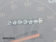 ✅ 1987 Toyota Pickup • VIN: JT4RN63R9H0132370 • Lot: 43595893. Wystawiony na IAAI z przebiegiem 249 349 mil. Bezpłatny archiwum sprzedaży aukcyjnych z USA i szczegółowy raport historii pojazdu na DreamBid. Zdjęcie 13.