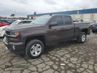 ✅ 2016 Chevrolet Silverado 1500 LT • VIN: 1GCVKRECXGZ214006 • Лот: 90618945. Опубликован ранее на Copart с пробегом 263 380 миль. Бесплатный доступ к архиву аукционных продаж из США и подробный отчёт об истории автомобиля на DreamBid. Изображение 1.