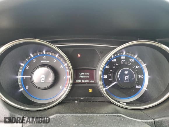 ✅ 2013 Hyundai Sonata SE • VIN: 5NPEC4AC5DH695954 • Lot: 71154224. Listed on Copart with 174,314 mi. Free auction sales archive from the USA and detailed vehicle history report at DreamBid. Image 9.