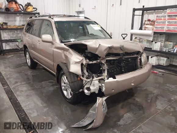 ✅ 2007 Toyota Highlander w/3rd Row • VIN: JTEEW21A070045078 • Lot: 42415121. Wystawiony na IAAI z przebiegiem 94 014 mil. Bezpłatny archiwum sprzedaży aukcyjnych z USA i szczegółowy raport historii pojazdu na DreamBid. Zdjęcie 6.