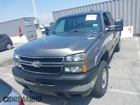 ✅ 2006 Chevrolet Silverado 2500HD LT2 • VIN: 1GCHK29U16E159510 • Лот: 42169394. Опубликован ранее на IAAI с пробегом 117 504 миль. Бесплатный доступ к архиву аукционных продаж из США и подробный отчёт об истории автомобиля на DreamBid. Изображение 12.