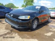 ✅ 2013 Volkswagen Jetta SE • VIN: 3VWDP7AJ3DM438668 • Lot: 42235014. Wystawiony na IAAI z przebiegiem 128 406 mil. Bezpłatny archiwum sprzedaży aukcyjnych z USA i szczegółowy raport historii pojazdu na DreamBid. Zdjęcie 17.