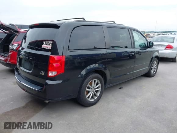 ✅ 2014 Dodge Grand Caravan R/T • VIN: 2C4RDGEG3ER431696 • Lot: 42847999. Listed on IAAI with 133,659 mi. Free auction sales archive from the USA and detailed vehicle history report at DreamBid. Image 4.