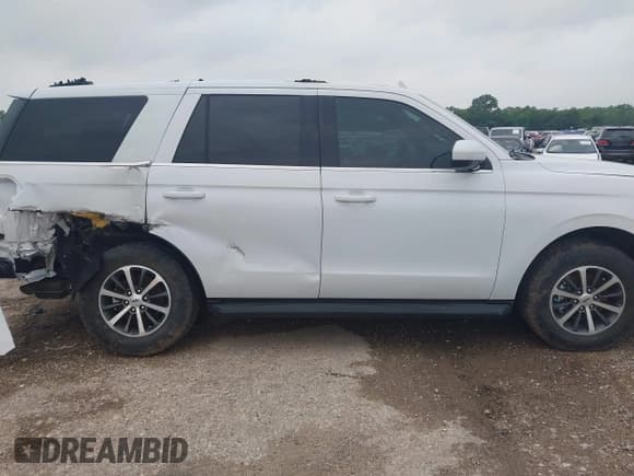✅ 2020 Ford Expedition XLT • VIN: 1FMJU1JT0LEA95282 • Lot: 42021691. Listed on IAAI with 60,163 mi. Free auction sales archive from the USA and detailed vehicle history report at DreamBid. Image 13.