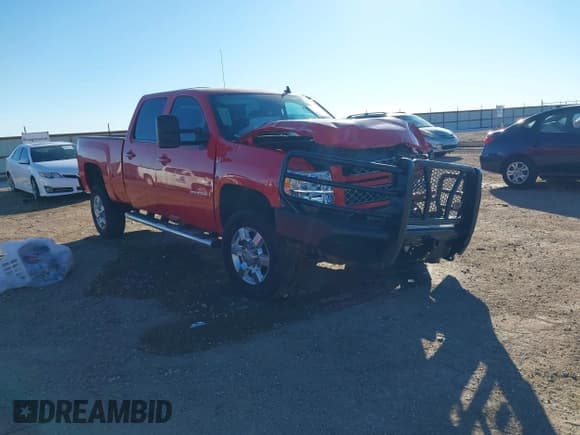 ✅ 2013 Chevrolet Silverado 2500HD LT • VIN: 1GC1KXCG0DF228275 • Lot: 41464323. Listed on IAAI with 93,952 mi. Free auction sales archive from the USA and detailed vehicle history report at DreamBid. Image 1.