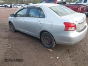 ✅ 2008 Toyota Yaris • VIN: JTDBT923584033849 • Lot: 43793797. Wystawiony na IAAI z przebiegiem 259 918 mil. Bezpłatny archiwum sprzedaży aukcyjnych z USA i szczegółowy raport historii pojazdu na DreamBid. Zdjęcie 3.