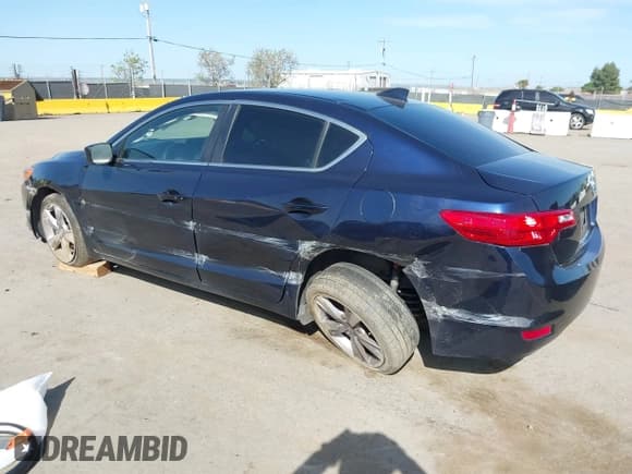 ✅ 2014 Acura ILX • VIN: 19VDE1F31EE004253 • Lot: 41997152. Listed on IAAI with 126,788 mi. Free auction sales archive from the USA and detailed vehicle history report at DreamBid. Image 3.