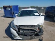 ✅ 2017 Hyundai Sonata SE • VIN: KMHE24L3XHA061323 • Lot: 43481448. Listed on IAAI with 121,435 mi. Free auction sales archive from the USA and detailed vehicle history report at DreamBid. Image 11.