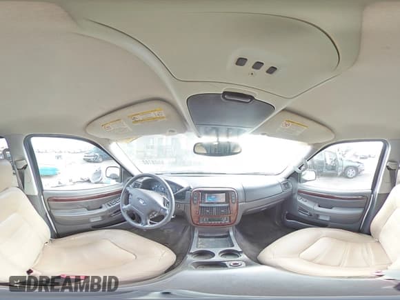 ✅ 2004 Ford Explorer Limited • VIN: 1FMZU75K74UB02095 • Lot: 85087884. Listed on Copart with 300,893 mi. Free auction sales archive from the USA and detailed vehicle history report at DreamBid. Image 13.