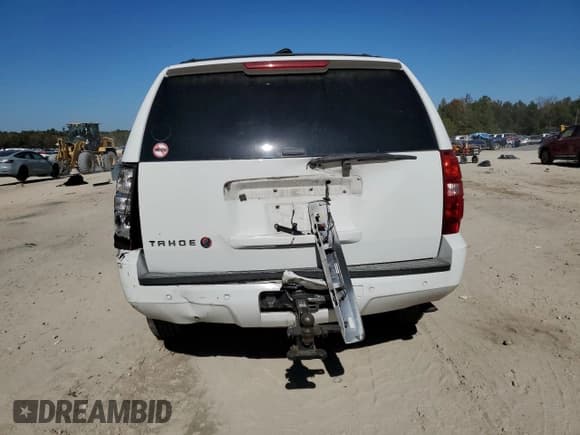 ✅ 2013 Chevrolet Tahoe LT • VIN: 1GNSCBE01DR344479 • Lot: 92802695. Listed on Copart with 127,644 mi. Free auction sales archive from the USA and detailed vehicle history report at DreamBid. Image 6.