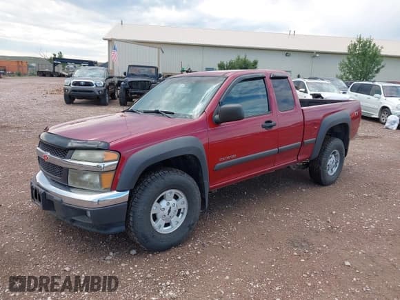 ✅ 2004 Chevrolet Colorado LS Z71 • VIN: 1GCDS196048124334 • Лот: 43065256. Опубликован ранее на IAAI с пробегом 143 685 миль. Бесплатный доступ к архиву аукционных продаж из США и подробный отчёт об истории автомобиля на DreamBid. Изображение 2.