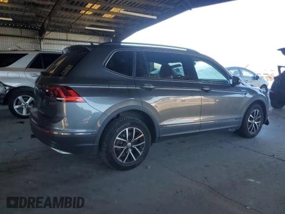 ✅ 2021 Volkswagen Tiguan SE • VIN: 3VV2B7AX2MM130602 • Lot: 85889945. Wystawiony na Copart z przebiegiem 65 457 mil. Bezpłatny archiwum sprzedaży aukcyjnych z USA i szczegółowy raport historii pojazdu na DreamBid. Zdjęcie 3.