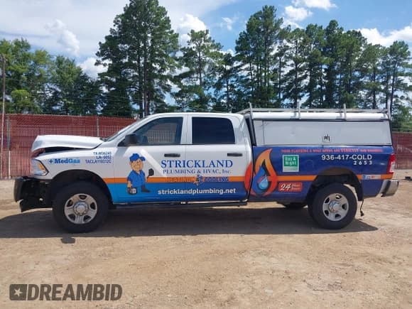 ✅ 2018 Ram 2500 Tradesman • VIN: 3C7WR5HJ6JG217241 • Лот: 42639759. Опубликован ранее на IAAI с пробегом 158 789 миль. Бесплатный доступ к архиву аукционных продаж из США и подробный отчёт об истории автомобиля на DreamBid. Изображение 14.