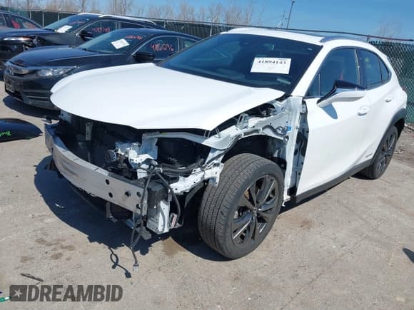 ✅ 2019 Lexus UX 250h • VIN: JTHU9JBH2K2011457 • Lot: 41894143. Listed on IAAI with 55,826 mi. Free auction sales archive from the USA and detailed vehicle history report at DreamBid. Image 17.