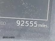 ✅ 2017 Toyota RAV4 LE • VIN: JTMZFREV6HJ146214 • Lot: 43256903. Wystawiony na IAAI z przebiegiem 92 555 mil. Bezpłatny archiwum sprzedaży aukcyjnych z USA i szczegółowy raport historii pojazdu na DreamBid. Zdjęcie 15.