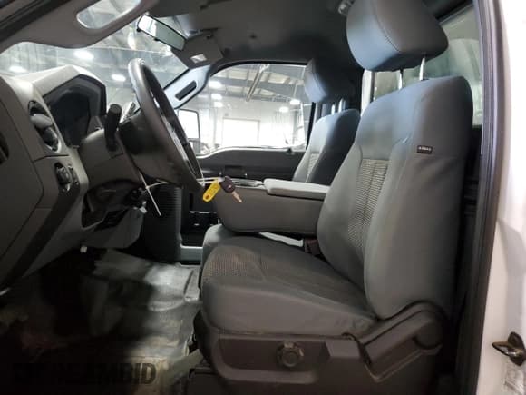 ✅ 2016 Ford F-250 XLT • VIN: 1FTBF2B67GEC91081 • Lot: 91118705. Wystawiony na Copart z przebiegiem 97 572 mil. Bezpłatny archiwum sprzedaży aukcyjnych z USA i szczegółowy raport historii pojazdu na DreamBid. Zdjęcie 7.