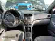 2017 Hyundai Accent SE с VIN KMHCT4AE2HU352258, выставлен на аукционе Copart как лот 36127373 с пробегом Не указан миль и . История ставок и продаж доступна на DreamBid. Изображение 8.