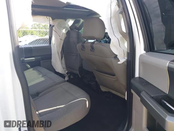 ✅ 2016 Ford F-150 XLT • VIN: 1FTEW1EG6GKD17716 • Лот: 42184556. Опубликован ранее на IAAI с пробегом 125 965 миль. Бесплатный доступ к архиву аукционных продаж из США и подробный отчёт об истории автомобиля на DreamBid. Изображение 8.