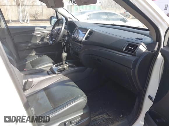 ✅ 2017 Honda Pilot EX-L • VIN: 5FNYF6H71HB061036 • Lot: 41891446. Listed on IAAI with 194,566 mi. Free auction sales archive from the USA and detailed vehicle history report at DreamBid. Image 5.