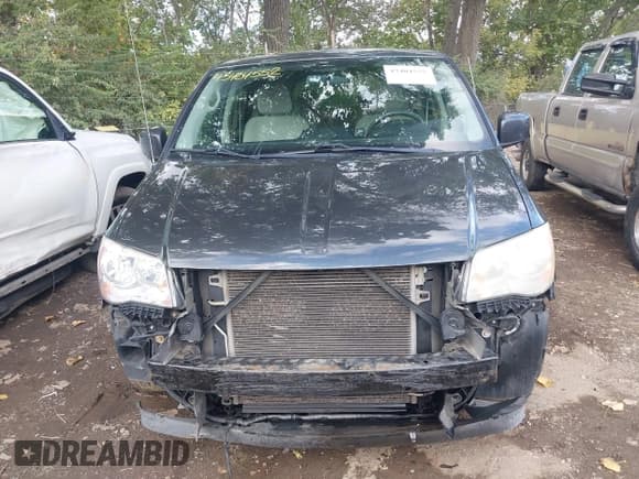 ✅ 2011 Dodge Grand Caravan Mainstreet • VIN: 2D4RN3DG2BR617428 • Лот: 43404552. Опубликован ранее на IAAI с пробегом 202 429 миль. Бесплатный доступ к архиву аукционных продаж из США и подробный отчёт об истории автомобиля на DreamBid. Изображение 13.