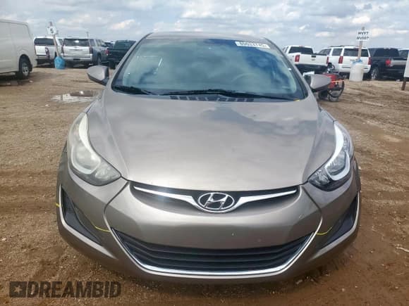 ✅ 2016 Hyundai Elantra SE • VIN: 5NPDH4AE1GH789476 • Lot: 80633745. Listed on Copart with 94,829 mi. Free auction sales archive from the USA and detailed vehicle history report at DreamBid. Image 5.
