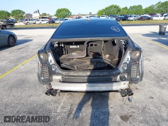 ✅ 2015 Audi S8 • VIN: WAUK2AFD5FN021986 • Лот: 41986491. Опубликован ранее на IAAI с пробегом 142 073 миль. Бесплатный доступ к архиву аукционных продаж из США и подробный отчёт об истории автомобиля на DreamBid. Изображение 17.