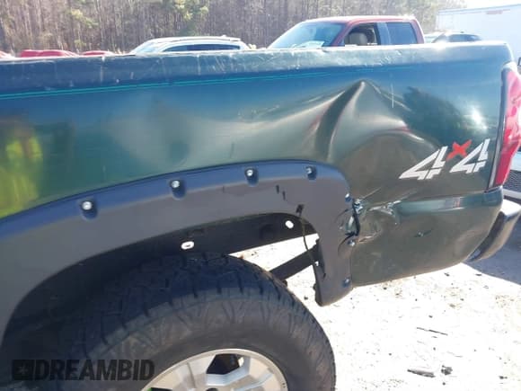 ✅ 2004 Chevrolet Silverado 1500 Work Truck • VIN: 1GCEK14X84Z316339 • Lot: 41421346. Listed on IAAI with Not provided. Free auction sales archive from the USA and detailed vehicle history report at DreamBid. Image 18.