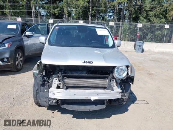 ✅ 2017 Jeep Renegade Latitude • VIN: ZACCJABB9HPG50241 • Lot: 42807253. Listed on IAAI with 61,067 mi. Free auction sales archive from the USA and detailed vehicle history report at DreamBid. Image 13.