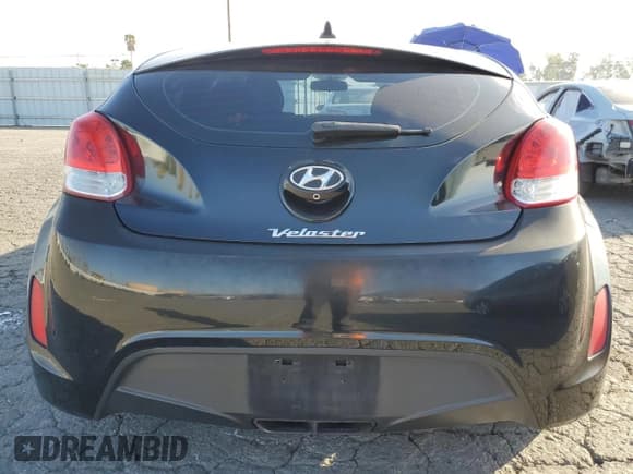 ✅ 2016 Hyundai Veloster • VIN: KMHTC6AD1GU297626 • Лот: 78082444. Опубликован ранее на Copart с пробегом 150 358 миль. Бесплатный доступ к архиву аукционных продаж из США и подробный отчёт об истории автомобиля на DreamBid. Изображение 6.