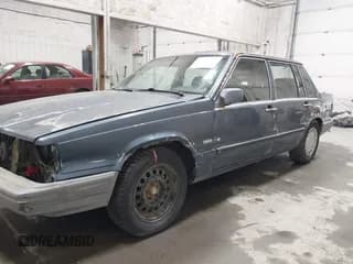 ✅ 1990 Volvo 740 • VIN: YV1FA8846L1429455 • Lot: 42208242. Wystawiony na IAAI z przebiegiem 120 836 mil. Bezpłatny archiwum sprzedaży aukcyjnych z USA i szczegółowy raport historii pojazdu na DreamBid. Zdjęcie 6.